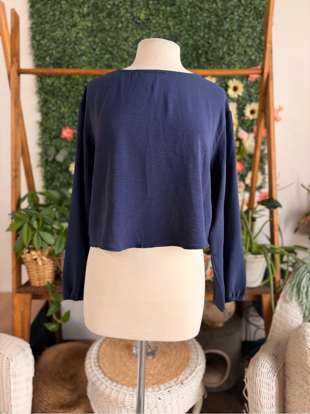 Navy Cropped Long-Sleeve Blouse - Lightweight Everyday Top